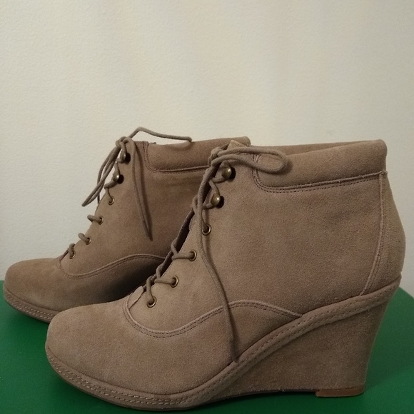 Dolce Vita Wedge Booties - Picture 3 of 5